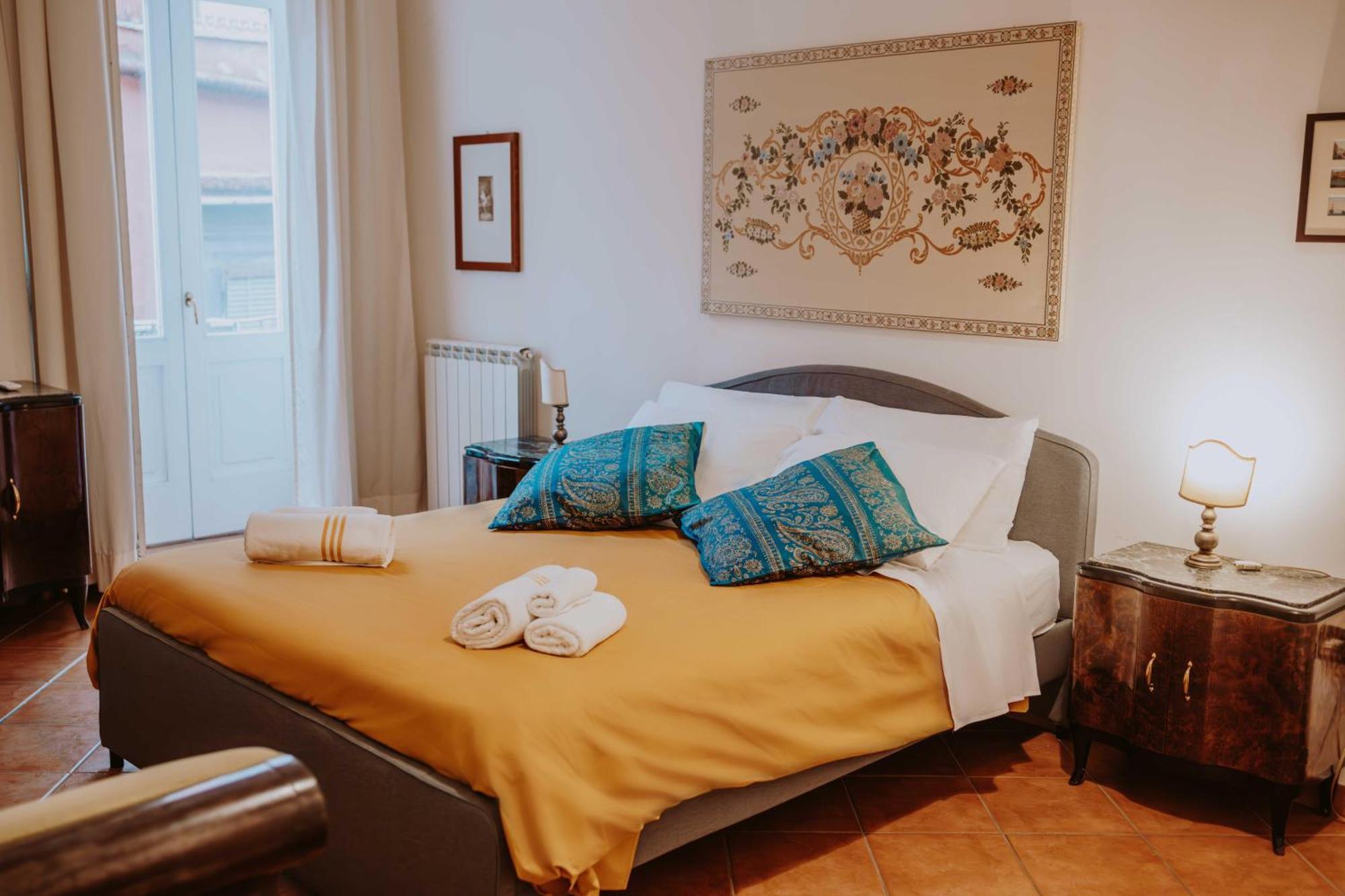 San Gregorio Luxury Apartments Naples Exterior photo