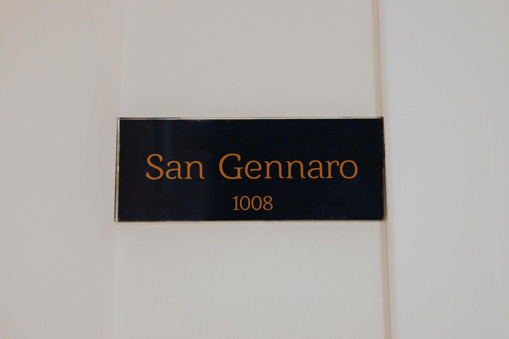 San Gregorio Luxury Apartments Naples Exterior photo